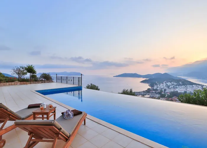 Penthouse The Grand, * Каш